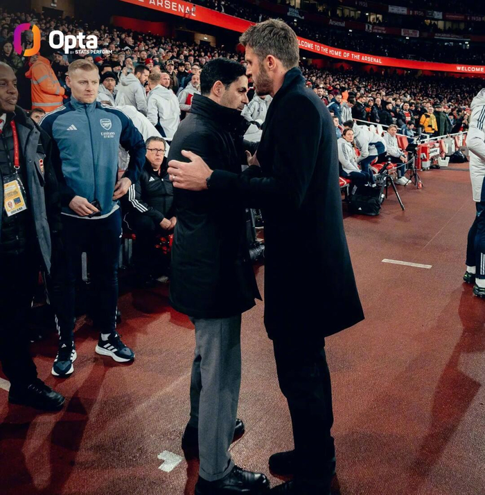 leyu乐鱼官网体育-阿尔特塔执教阿森纳两球领先仅两负，均负于卡里克执教的曼联|OPTA|迈克尔·卡里克|迈克尔-卡里克|数据|米克尔_新浪体育_新浪新闻